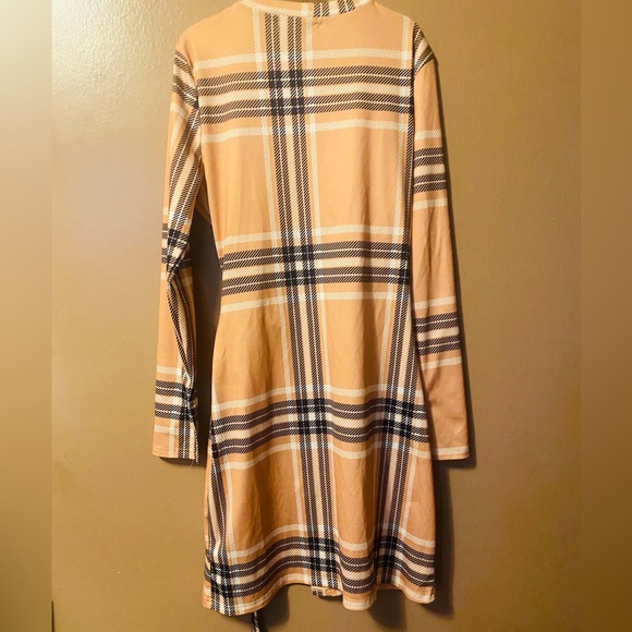 Blouse - Picture 2 of 3